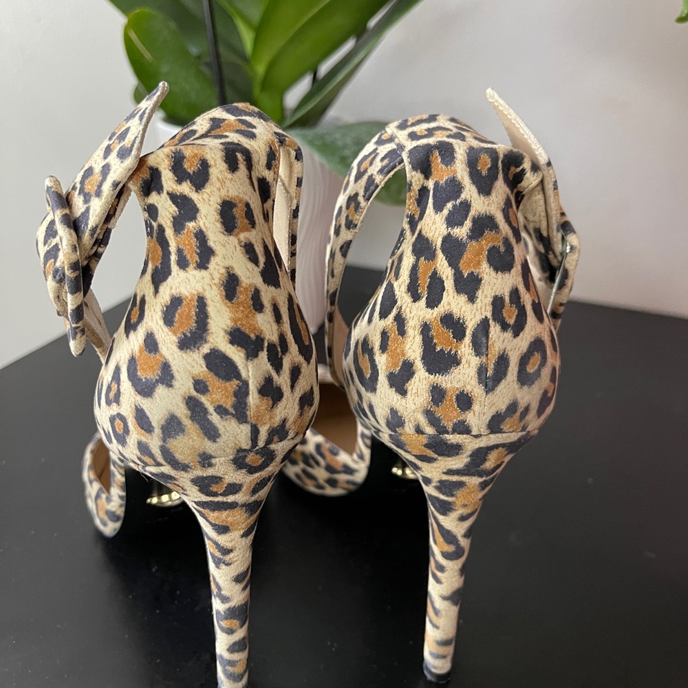 DVF Leopard - Picture 4 of 7